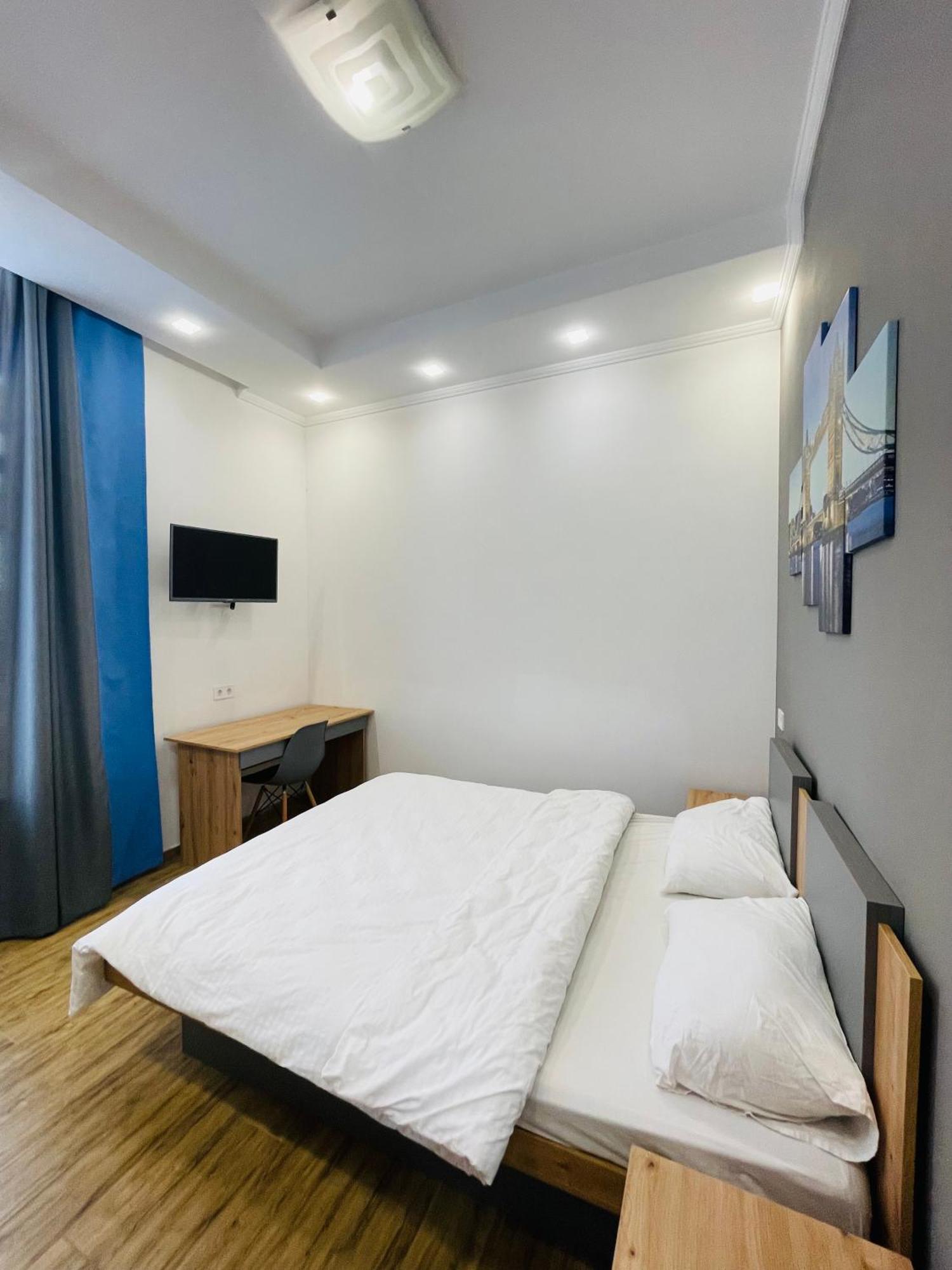 Apartment For Rent In The City Center Of Kharkiv K18 Elinaflats Exteriör bild